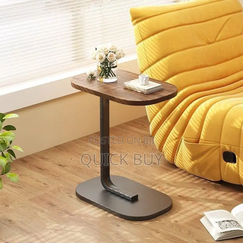Small Coffee Table/Bedside Table/Movable Table/Corner Table