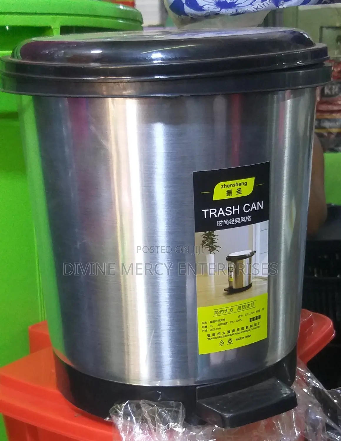 Plastic Stepon Dustbin 9litres