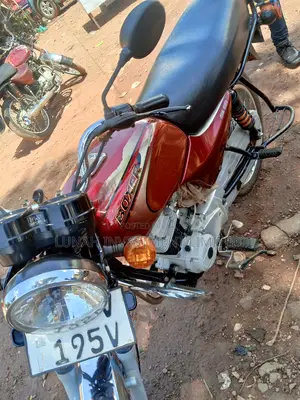 Bajaj Boxer 2023 Red