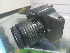 CANON EOS 1300D Photo and Video Camera.
