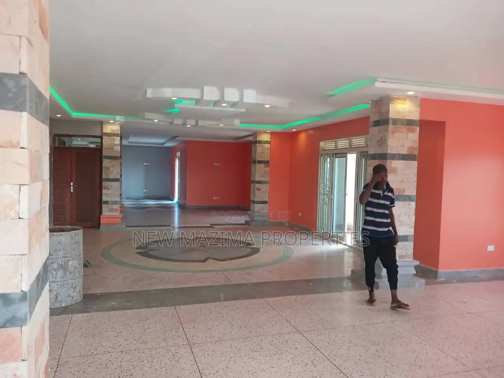 Very Strategic Hotel.For Rent in Heart of Makindye Heights