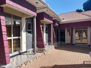 Arleady Furnished 14 Guest Rooms 4 Rent Inheart of Makindye
