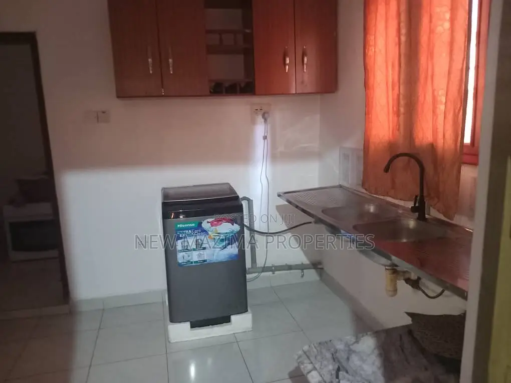 Furnished 3bdrm Bungalow in Konge Buziga, Division A for rent