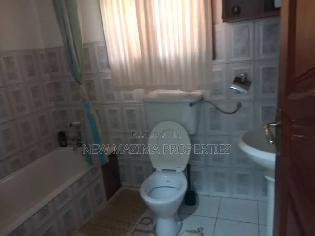 Furnished 3bdrm Bungalow in Konge Buziga, Division A for rent