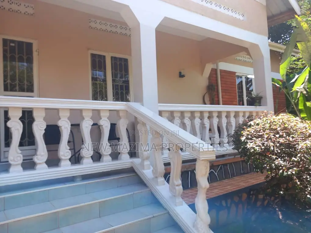 Furnished 3bdrm Bungalow in Konge Buziga, Division A for rent