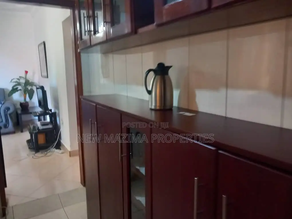 Furnished 3bdrm Bungalow in Konge Buziga, Division A for rent