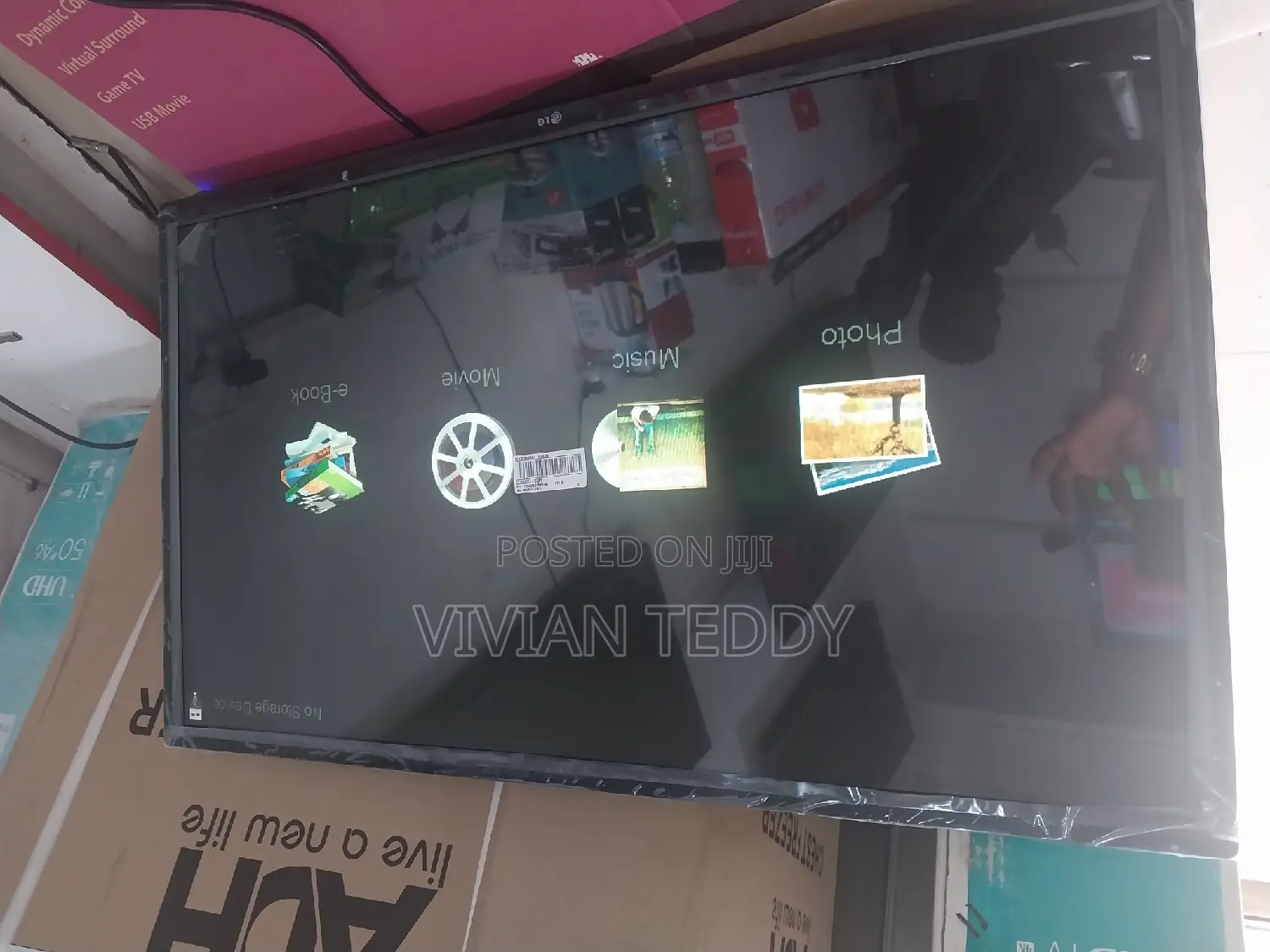 LG Tv Flat Screen 32"