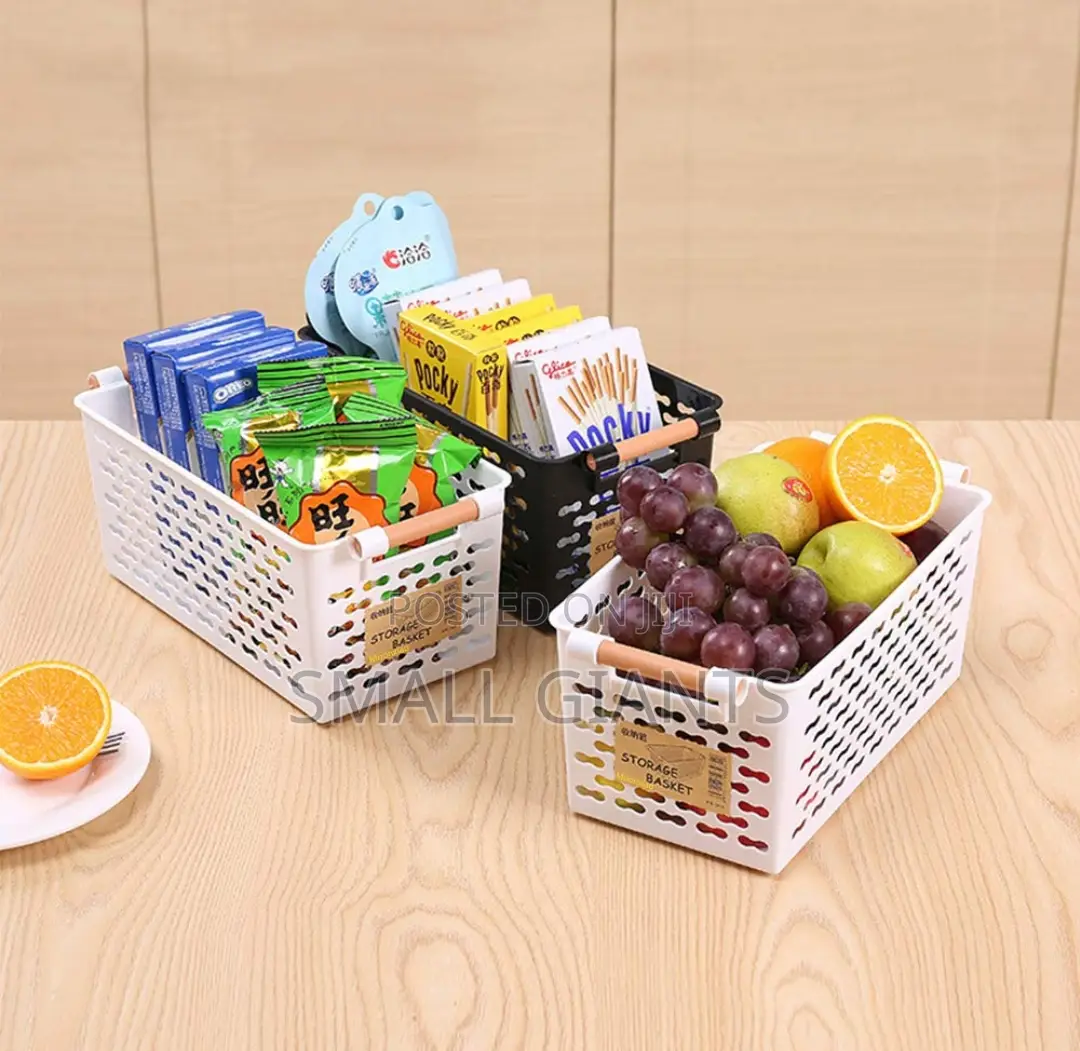 Multifunction Plastic Storage Baskets With Wooden Handle