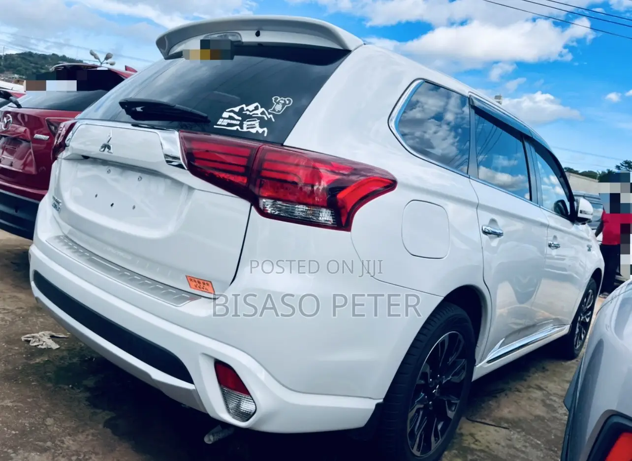 Mitsubishi Outlander 2.0 PHEV AWD 2016 White