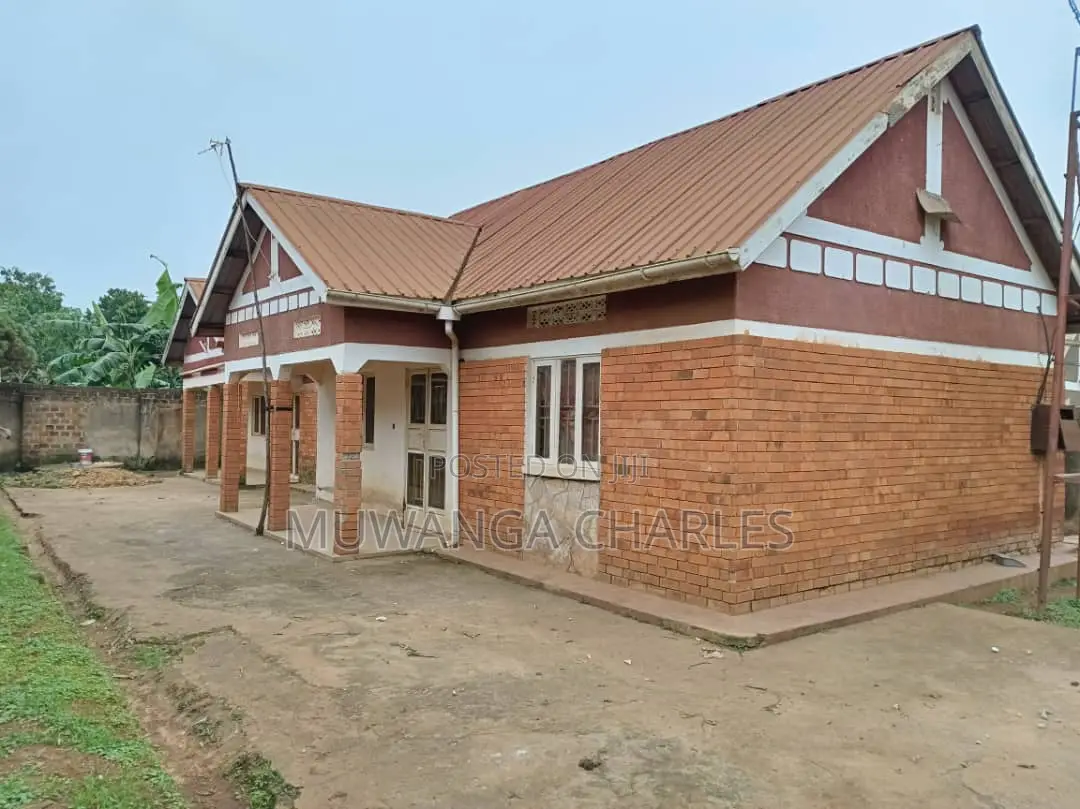 2bdrm Bungalow in Fs Properties Ltd, Goma for sale