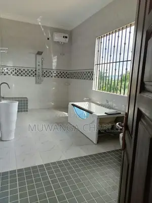 5bdrm Duplex in Fs Properties Ltd, Kira for sale