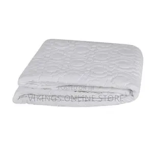 Elegant 6x6 Quilted Waterproof Matress Protector - White