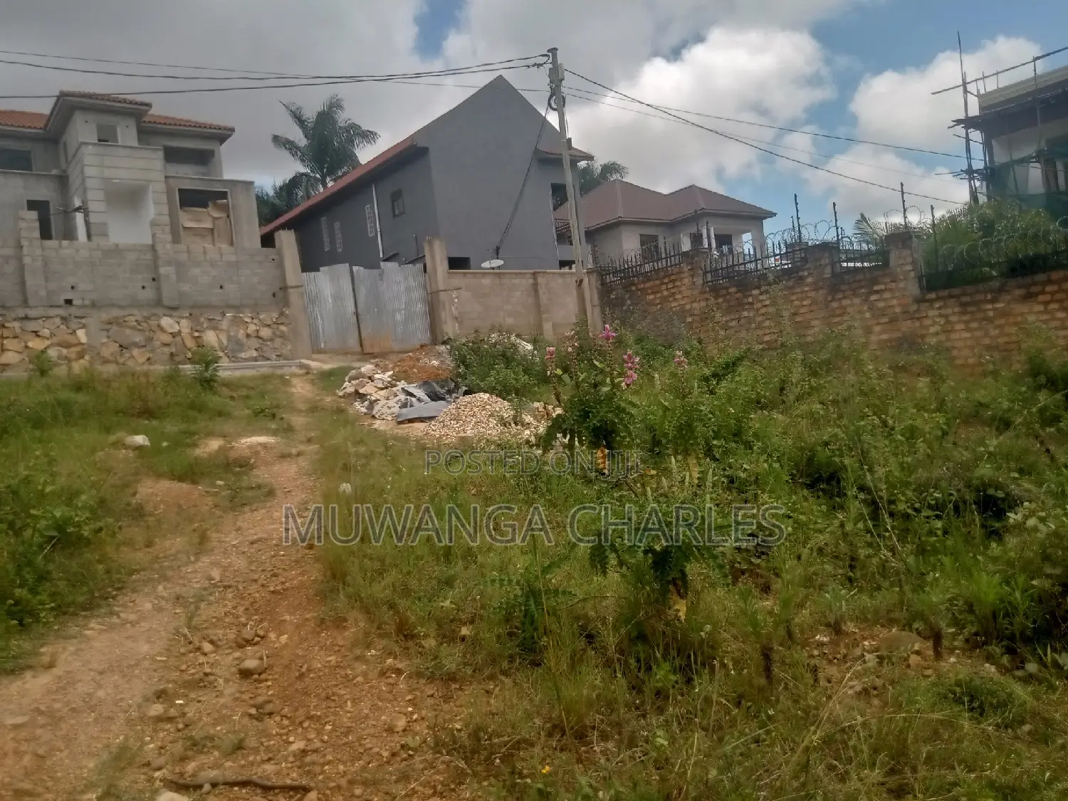 Quick Sale Nice Plot for Sale in Kitikifumba