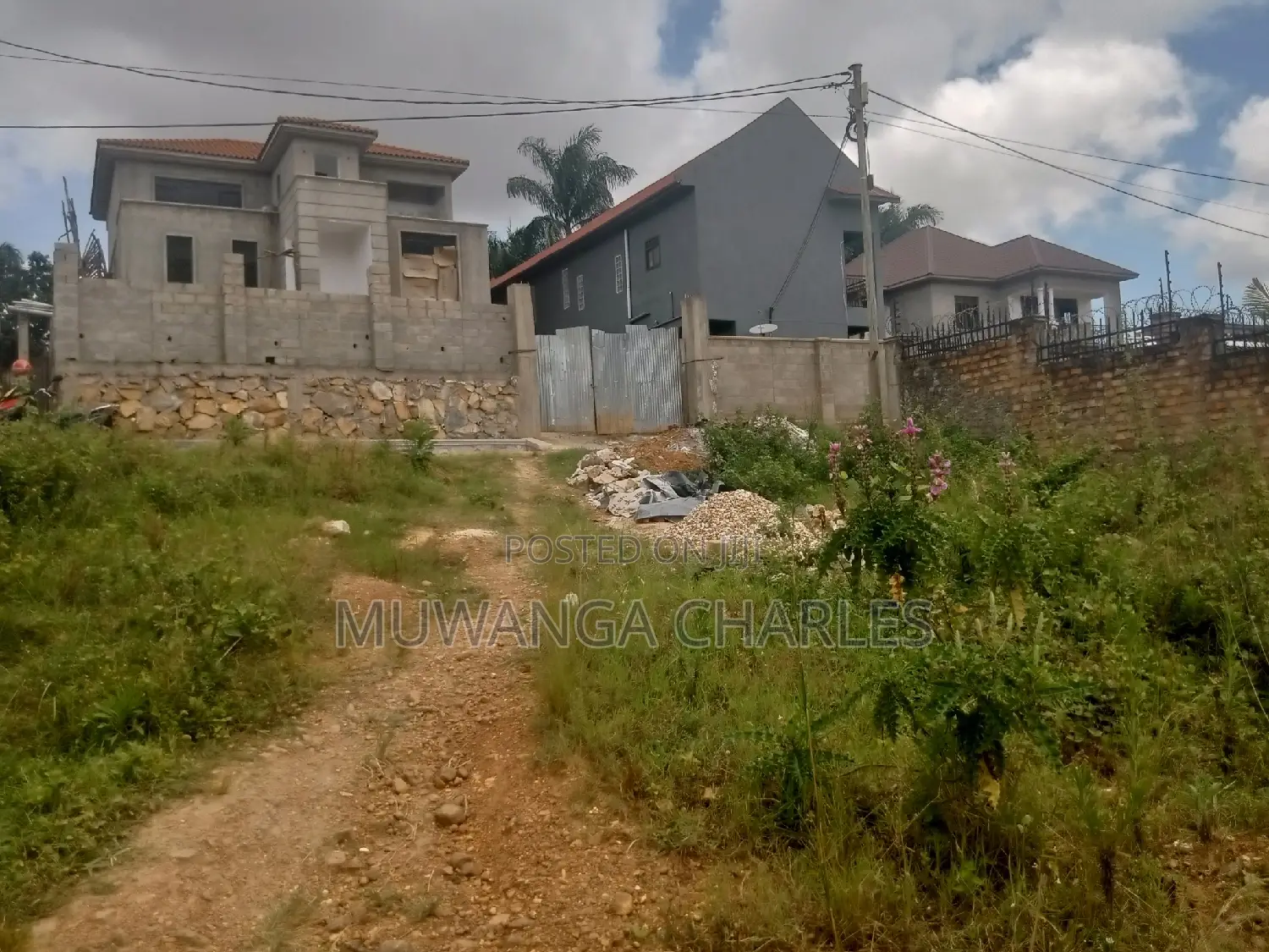 Quick Sale Nice Plot for Sale in Kitikifumba
