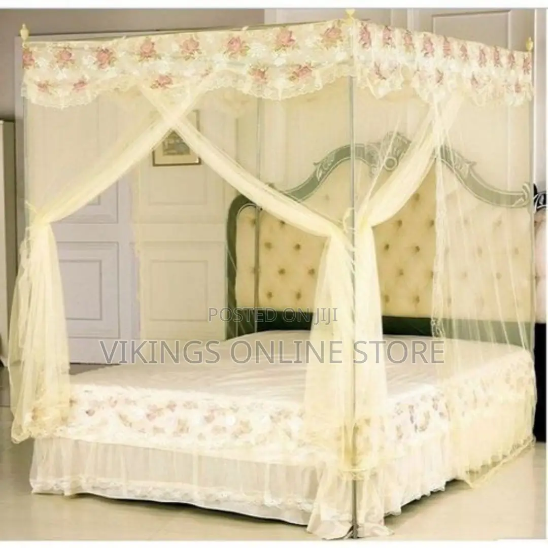 4 Stand / Pole Mosquito Net - Cream