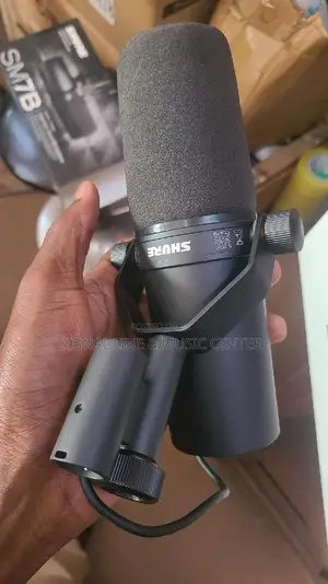 Shure Sm7b Condenser Studio Microphone Wired