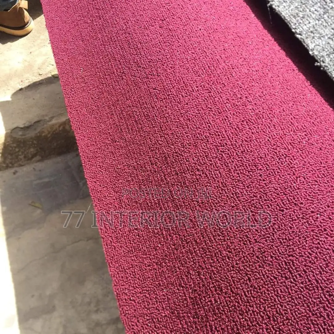 Wall to Wall Carpets/ Woolen Carpets