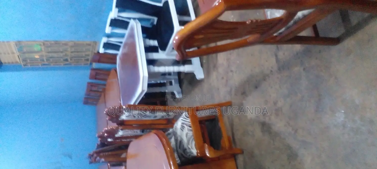 6 Seater Dinning Table on Order