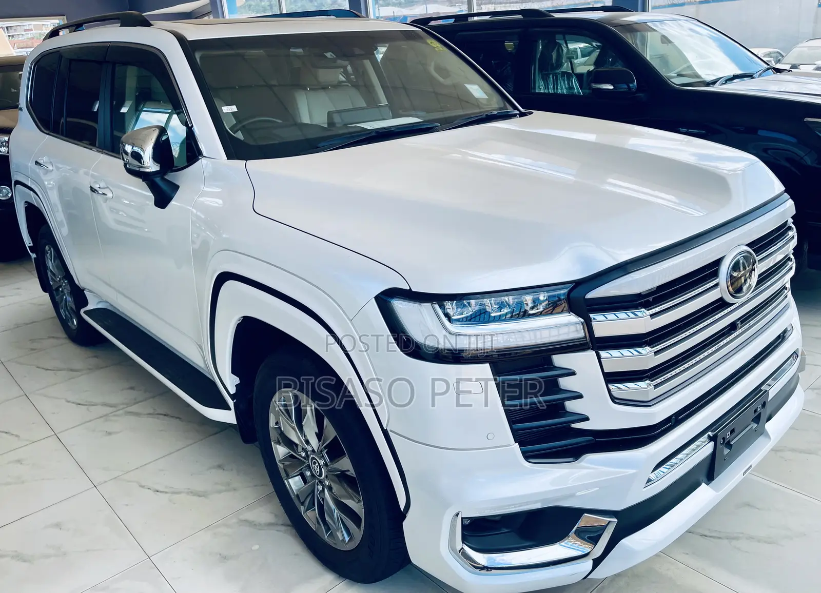 Toyota Land Cruiser J300 4.0 2022 White