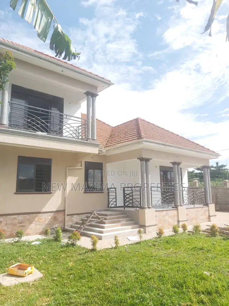 Mini Flat in Kitende Sikiwunga, Division A for sale
