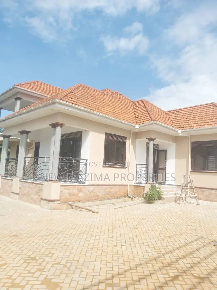 Mini Flat in Kitende Sikiwunga, Division A for sale