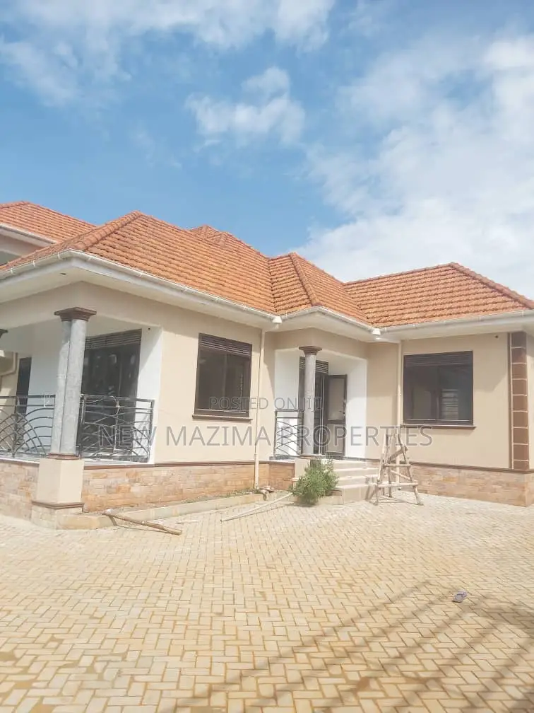 Mini Flat in Kitende Sikiwunga, Division A for sale