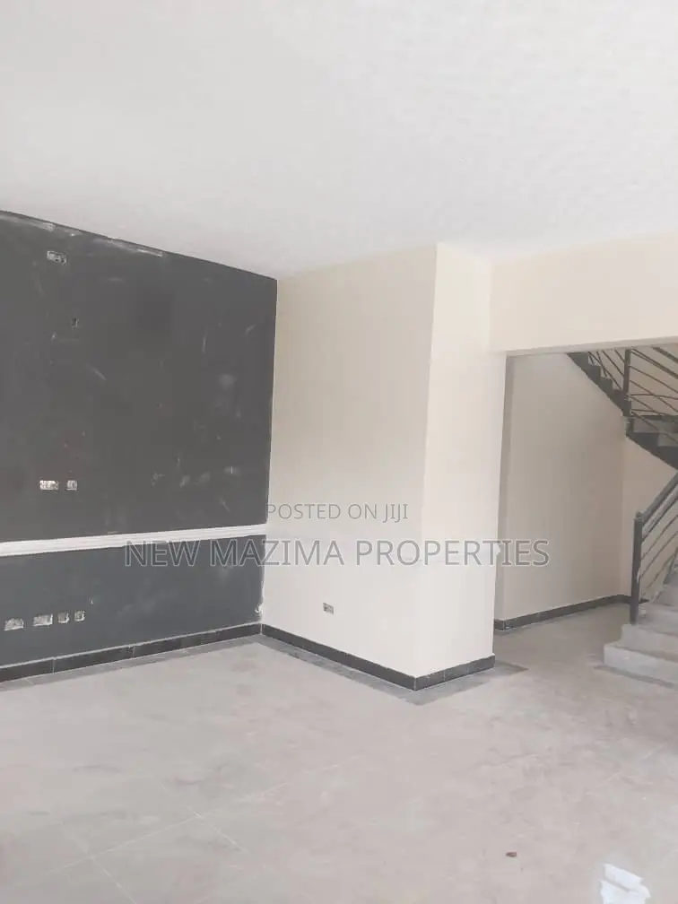 Mini Flat in Kitende Sikiwunga, Division A for sale