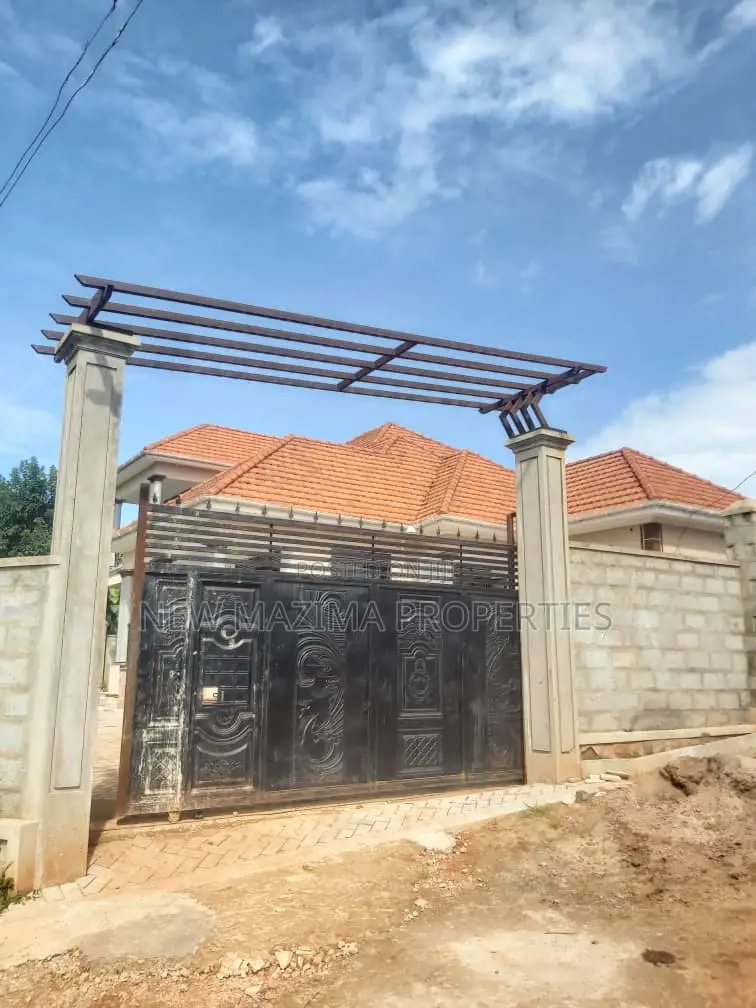 Mini Flat in Kitende Sikiwunga, Division A for sale