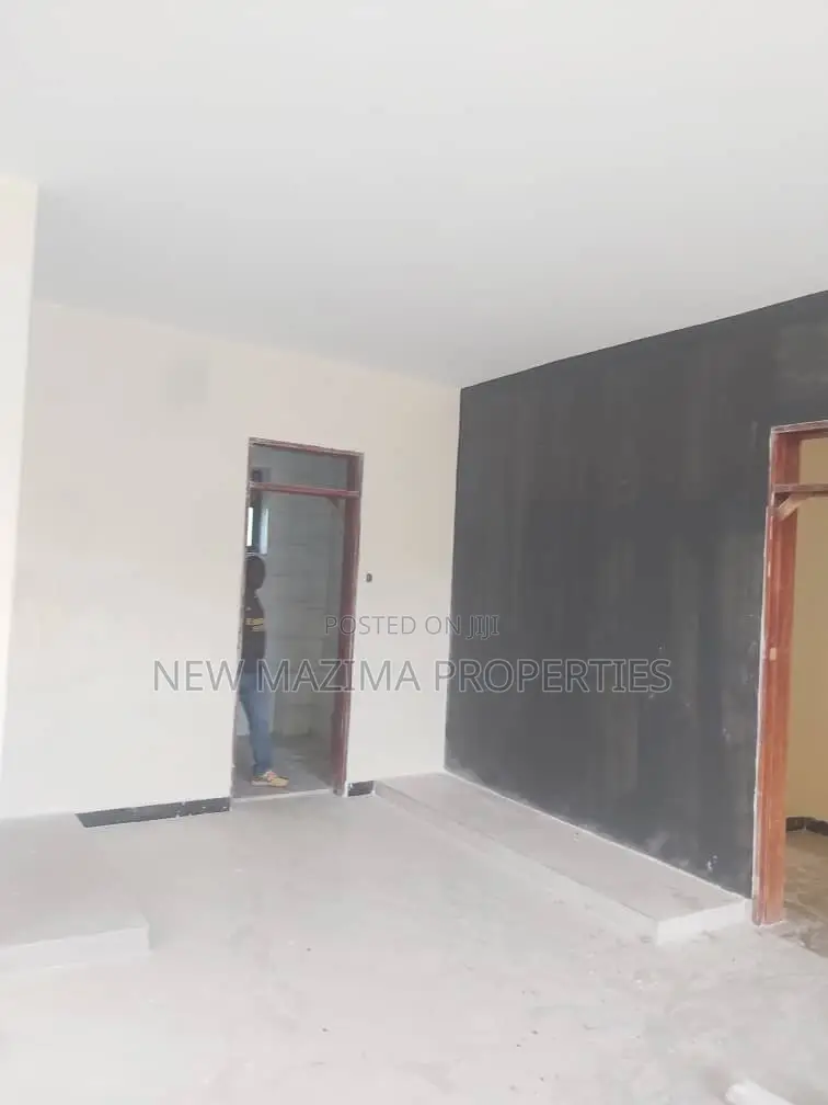 Mini Flat in Kitende Sikiwunga, Division A for sale