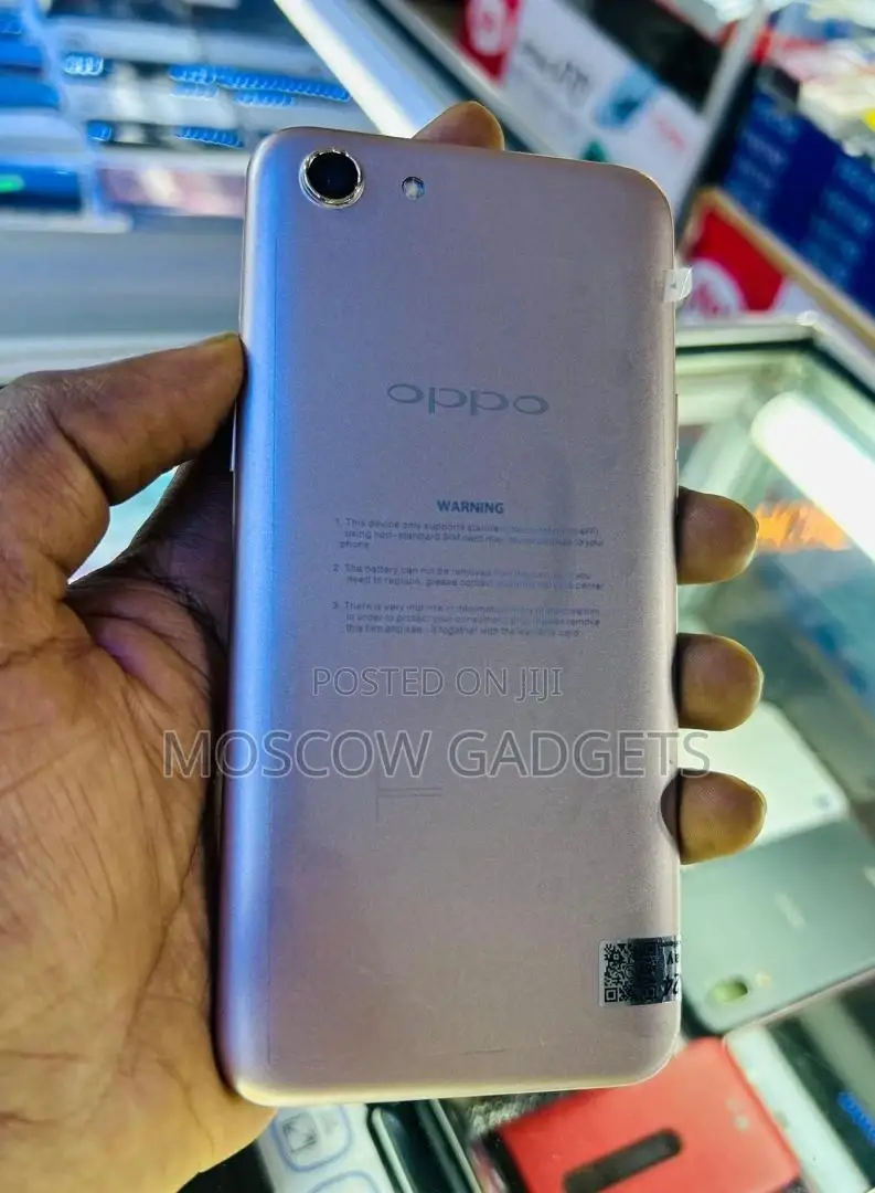 Oppo A83 64 GB Gold