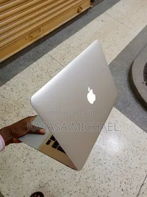 Laptop Apple MacBook Air 2012 4GB Intel Core I5 SSD 256GB