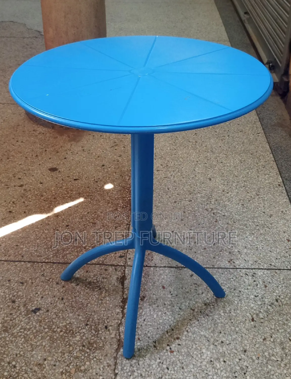 Bar and Restaurant Table
