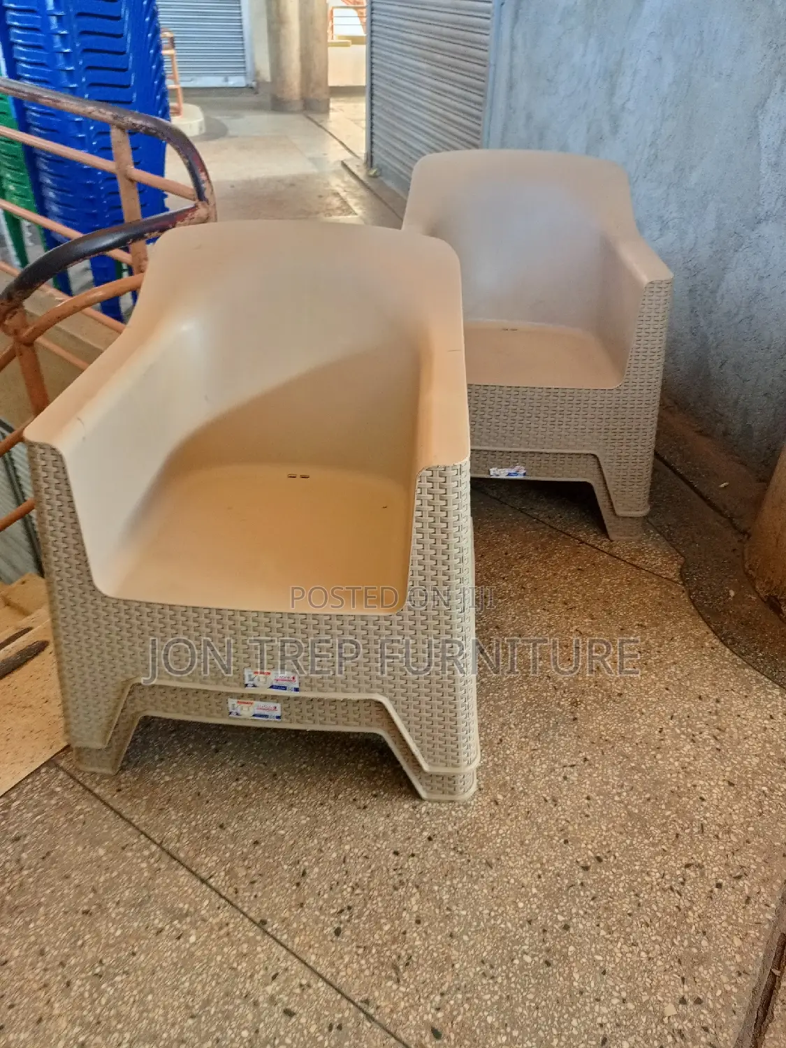 Bar and Restaurant Table