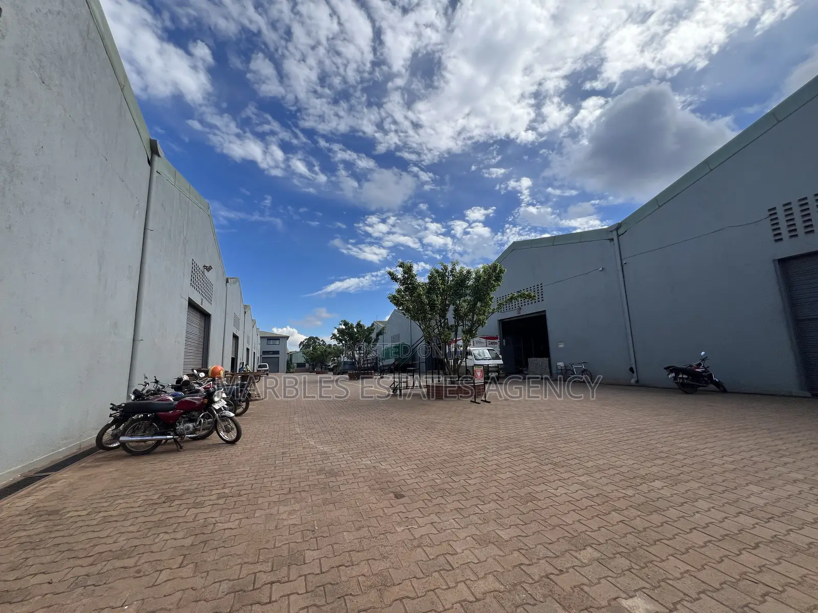Ware House for Rent in Nalukolongo.