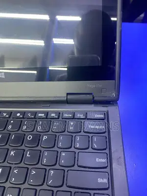 Laptop Lenovo Yoga 11e 4GB Intel Pentium HDD 500GB