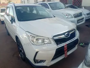 Photo - Subaru Forester 2014 White