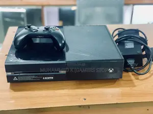 Xbox One (Eafc- 26 + 15 Games)-1tb