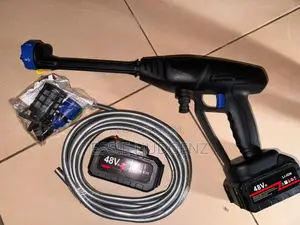 Carwasher With 2 Rechargeable Batteries