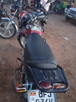 TVS HLX 125 2023 Red