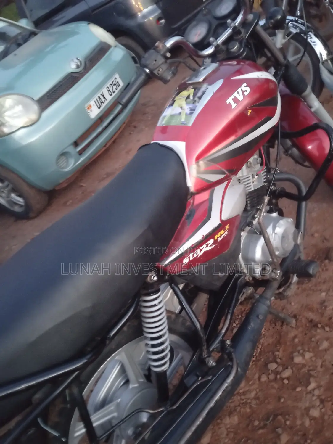 TVS HLX 125 2023 Red