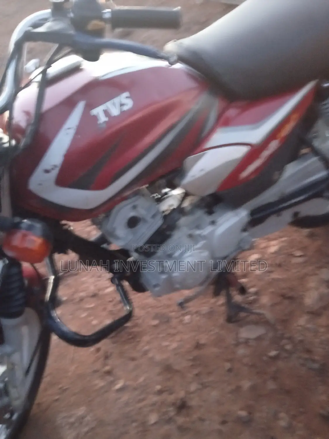 TVS HLX 125 2023 Red