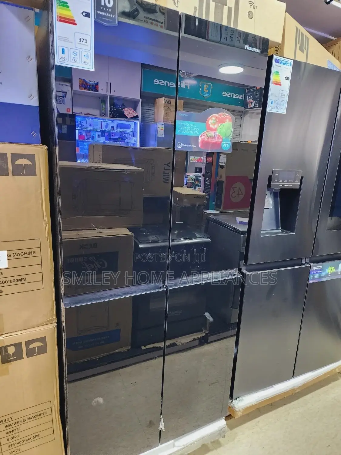 Black Glass 561ltrs Hisense French Door Style Refrigerator