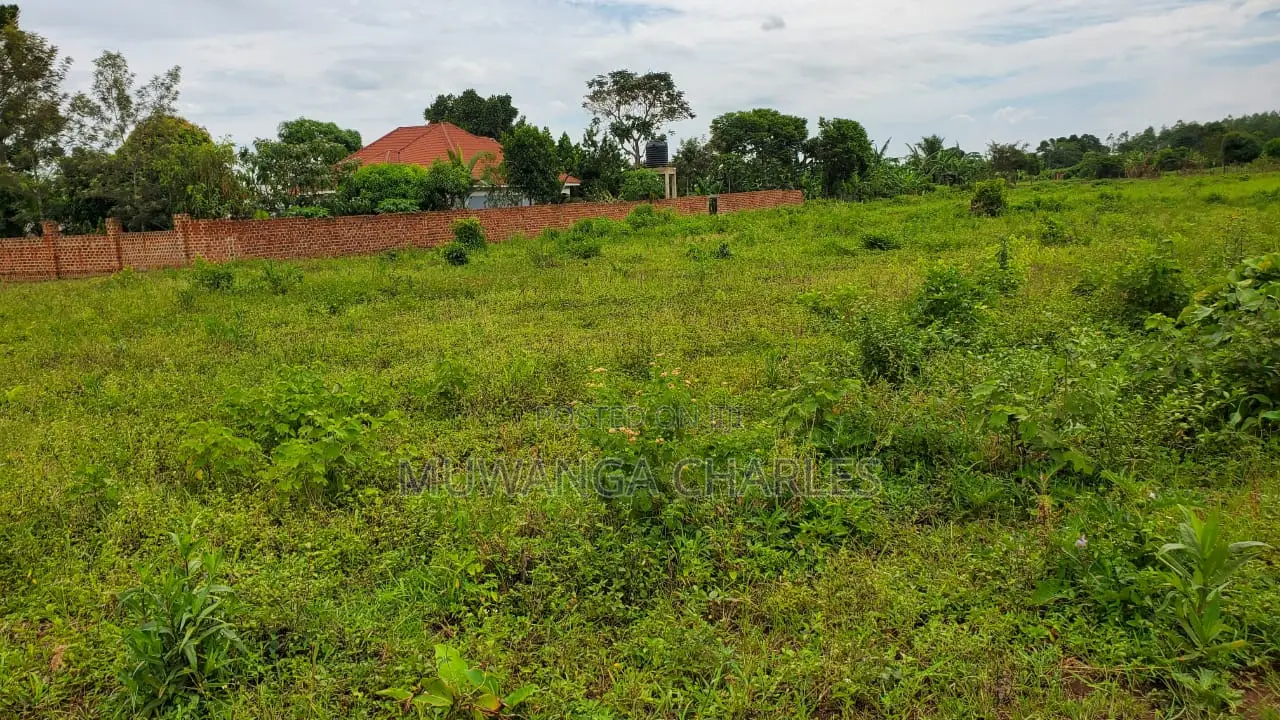 5acres of Land for Sale in Buwambo