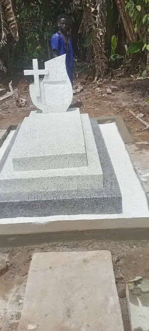Photo - Grave Finishing Lugazi