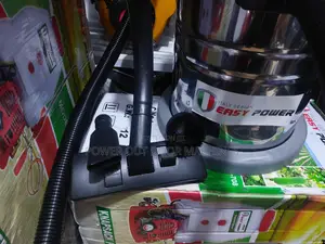 50 Litre Vacuum Cleaner Wet and Cold