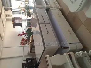 Home Use Centre Table