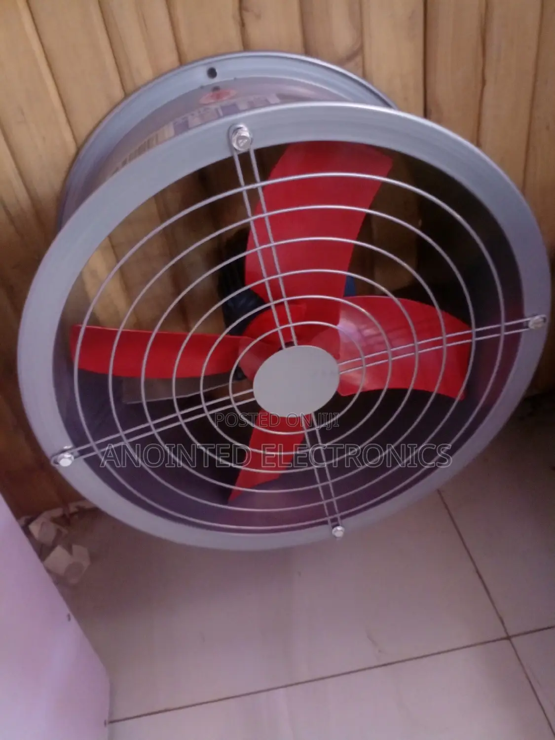 18" Exhaust Fans