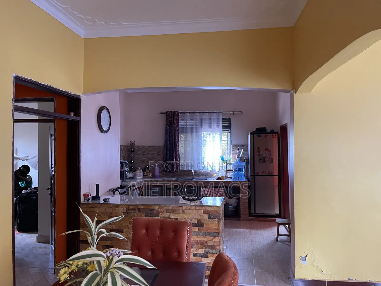 Furnished 3bdrm Bungalow in Jomayi, Division A for sale