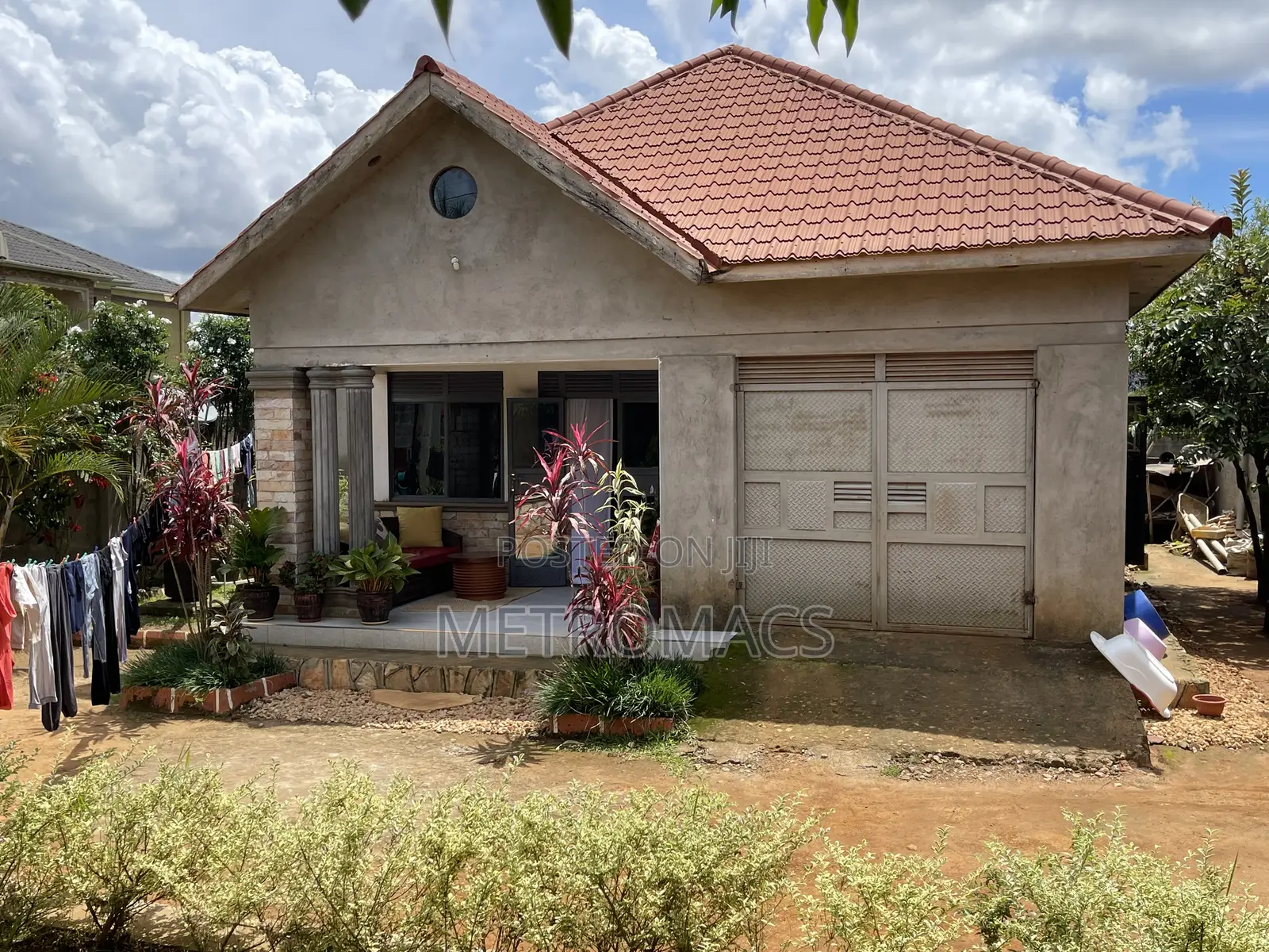 Furnished 3bdrm Bungalow in Jomayi, Division A for sale