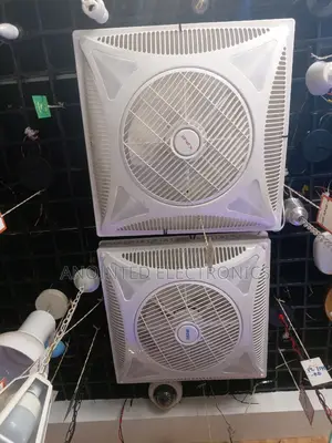 Ceiling Fan With a Light and Remote